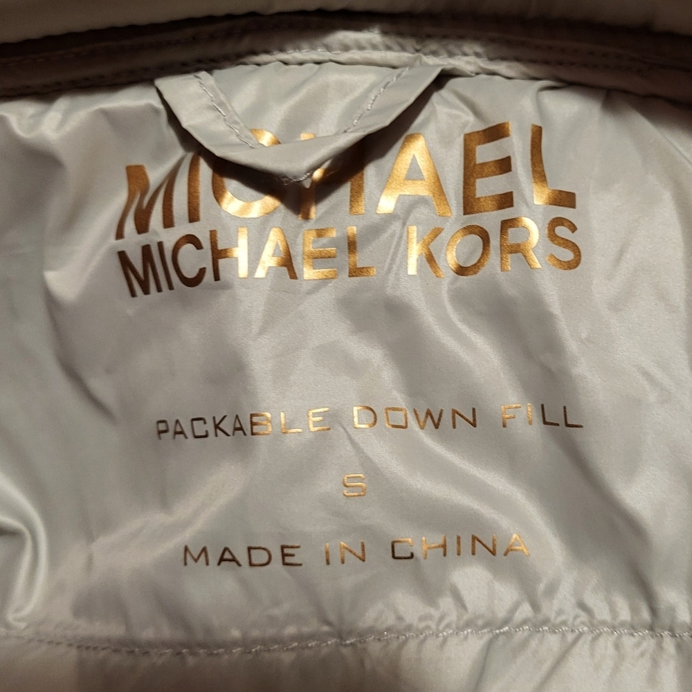 Michael Michael Kors Packable Down Jacket with Hidden Hood Blush Pink Size Small - Picture 3 of 6